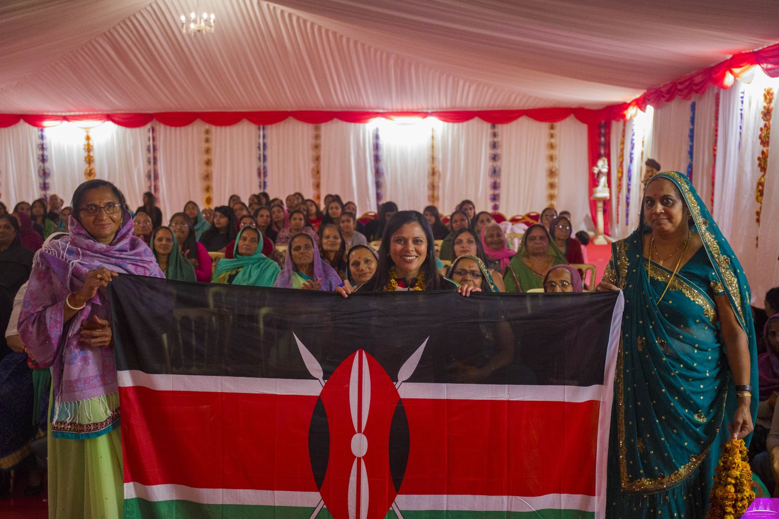 7D2A6449 copy - ©1987-2017 SKS Swaminarayan Temple East London